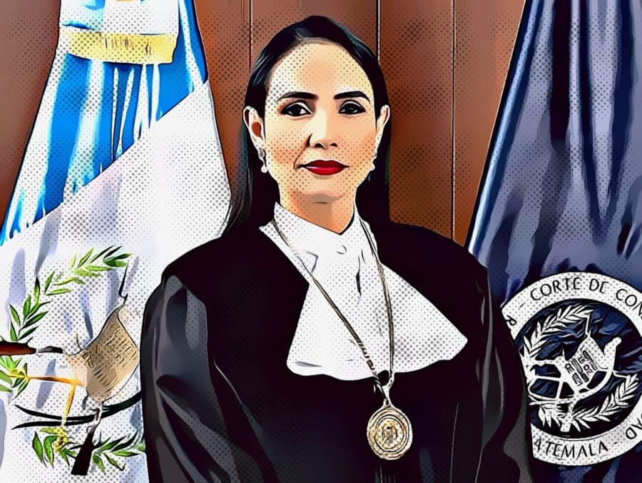 ¿Quién es Leyla Lemus?