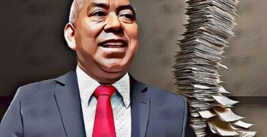 Curruchiche insiste en debilitar los casos de corrupción