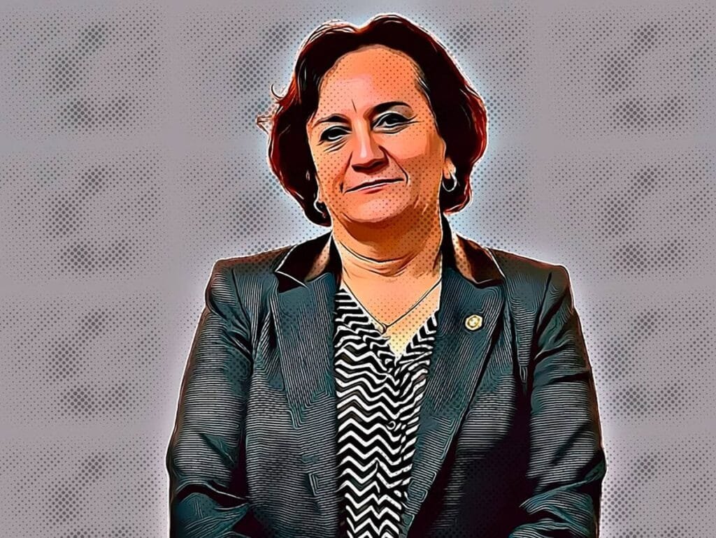 ¿Quién es Annabella Morfín?