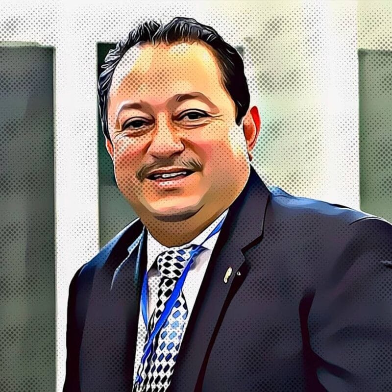 CGC señala que Mazariegos no cumple requisito legal para ser rector