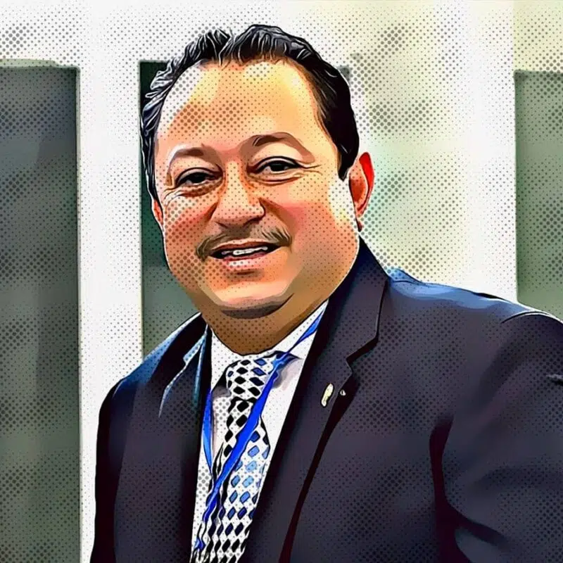 CGC señala que Mazariegos no cumple requisito legal para ser rector