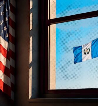 Sandoval recuerda su exilio y cuestiona el significado de la independencia de Guatemala